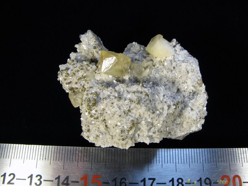 Кальцит, пирит, доломит (ЕВ 677) - 570 руб.