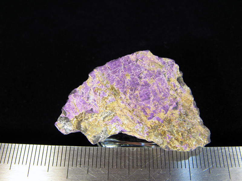 Пурпурит (ГГ 916) - 360 руб.