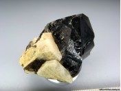 Дымчатый кварц, альбит (МЕ 314)